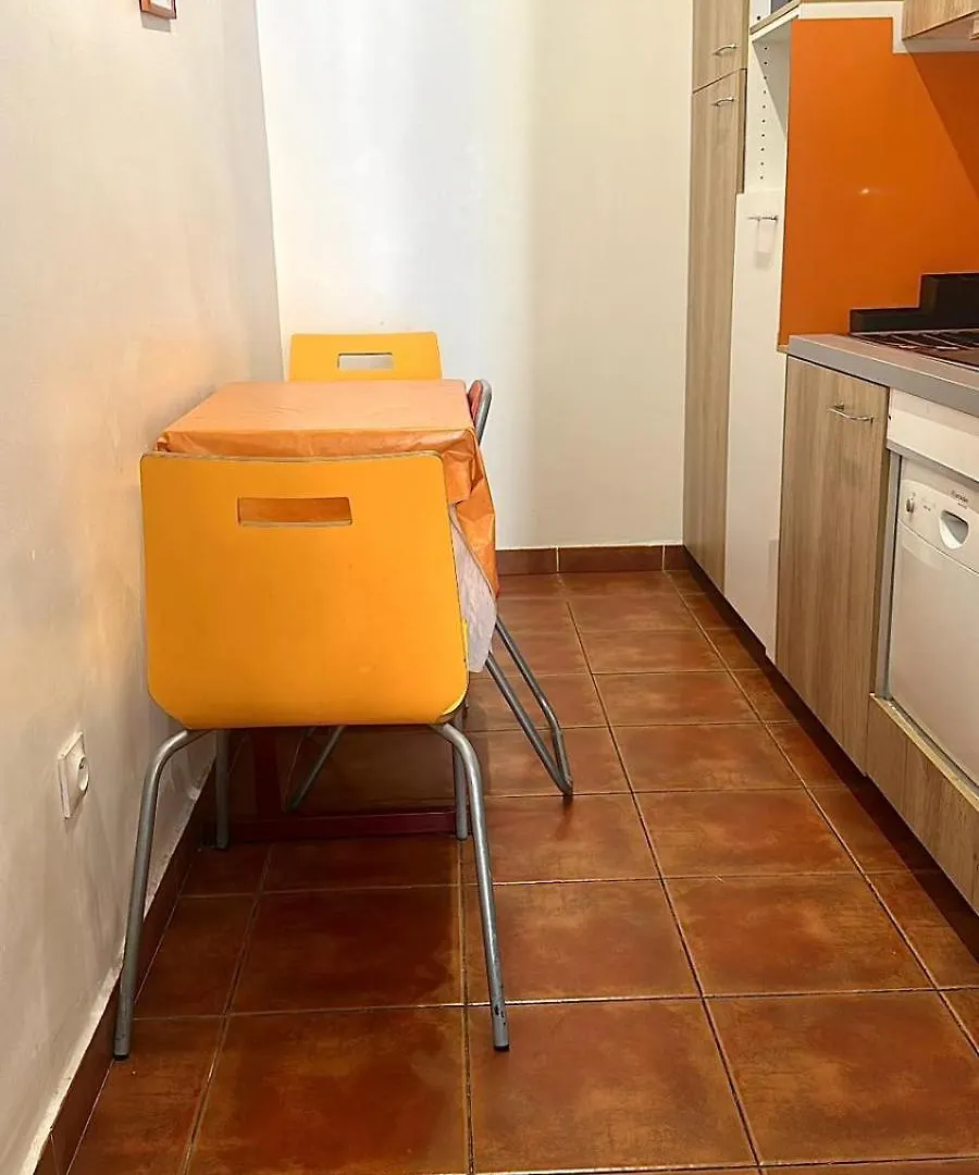 מרסיי Flc-Gd Studio 4P -Clim- Box Extra 1 Car St Charles 0*,  צרפת